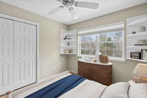 $2,850,000 | 97 Spring Close Highway, East Hampton, NY 11937