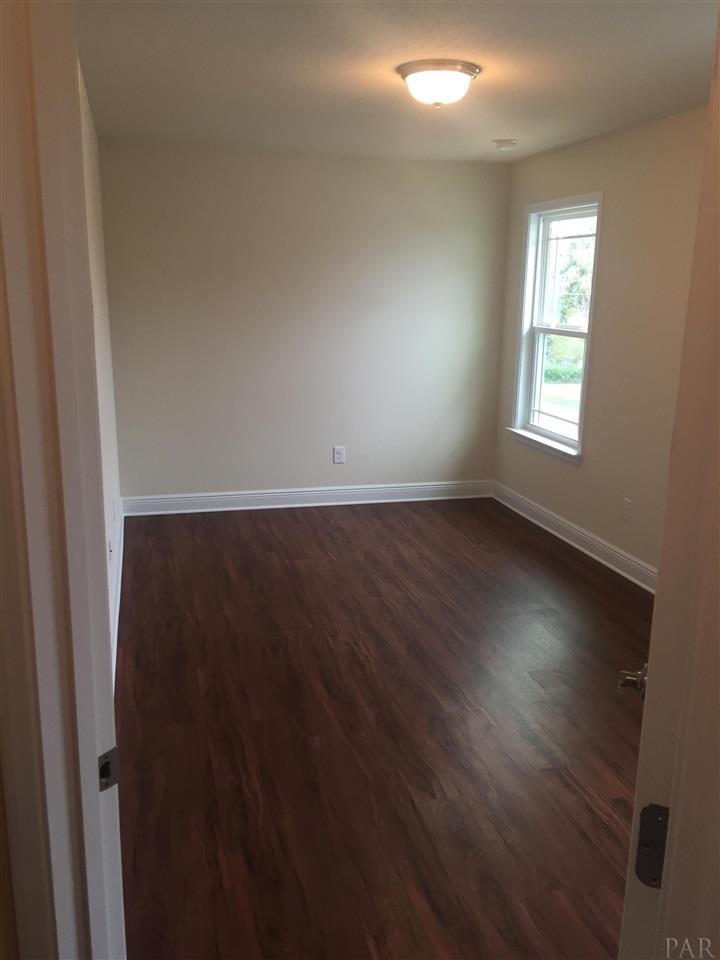 802 West Wright Street Pensacola, FL 32501 - Photo 27 of 28