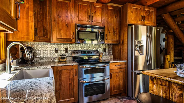 $3,950,000 | 4837 Highway 30, Cokeville, WY 83114