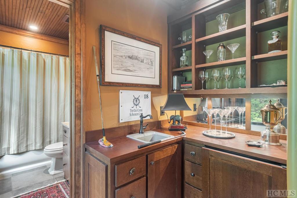731-735 Ravenel Ridge Road Highlands, NC 28741 - Photo 12 of 31 Gallery Image 12