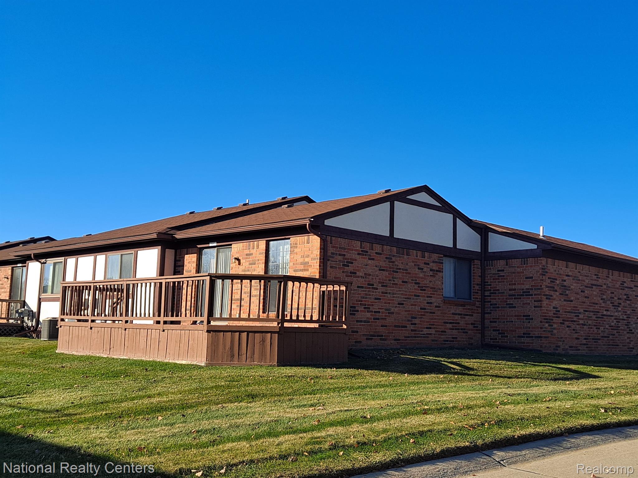 5462 Rene Drive, Unit 104 Warren, MI 48091 - Photo 22 of 29 Gallery Image 22