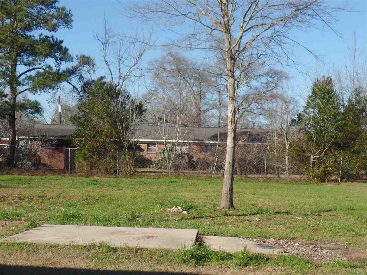 721 East Ridgeley Street Atmore, AL 36502 - Photo 26 of 28