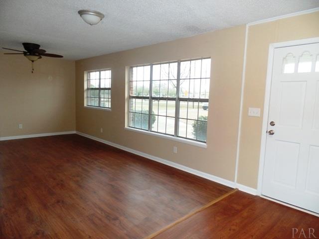 721 East Ridgeley Street Atmore, AL 36502 - Photo 3 of 28