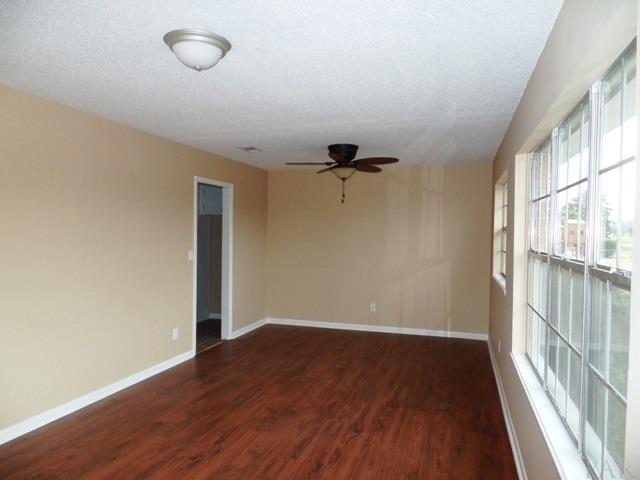 721 East Ridgeley Street Atmore, AL 36502 - Photo 5 of 28