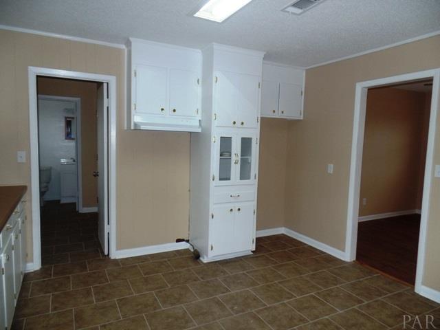 721 East Ridgeley Street Atmore, AL 36502 - Photo 9 of 28
