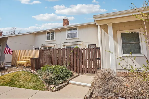 $390,000 | 7066 South Knolls Way, Centennial, CO 80122