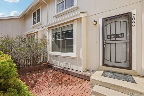 $390,000 | 7066 South Knolls Way, Centennial, CO 80122