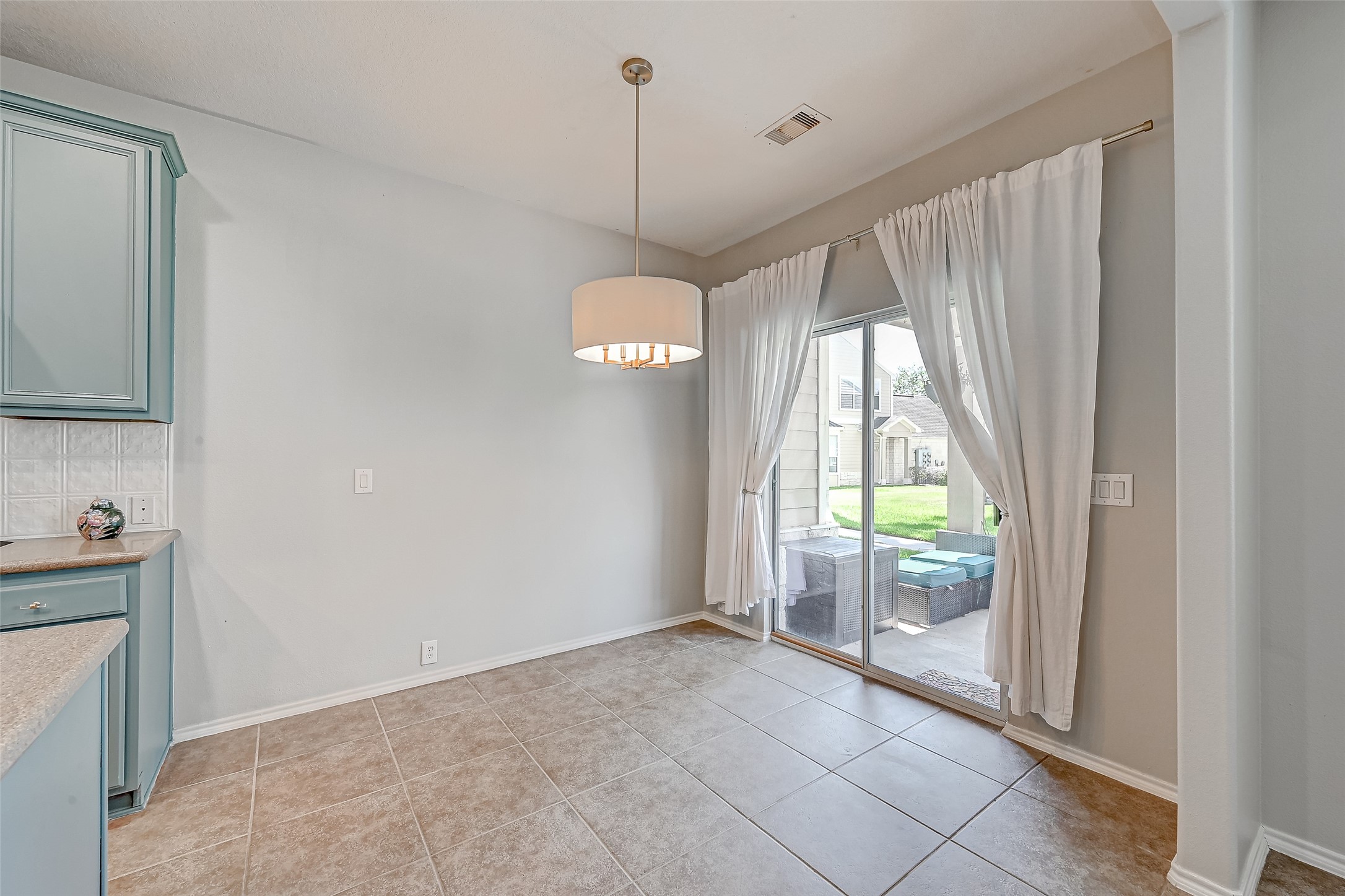 13600 Breton Ridge Street, Unit 32C Houston, TX 77070 - Photo 18 of 44
