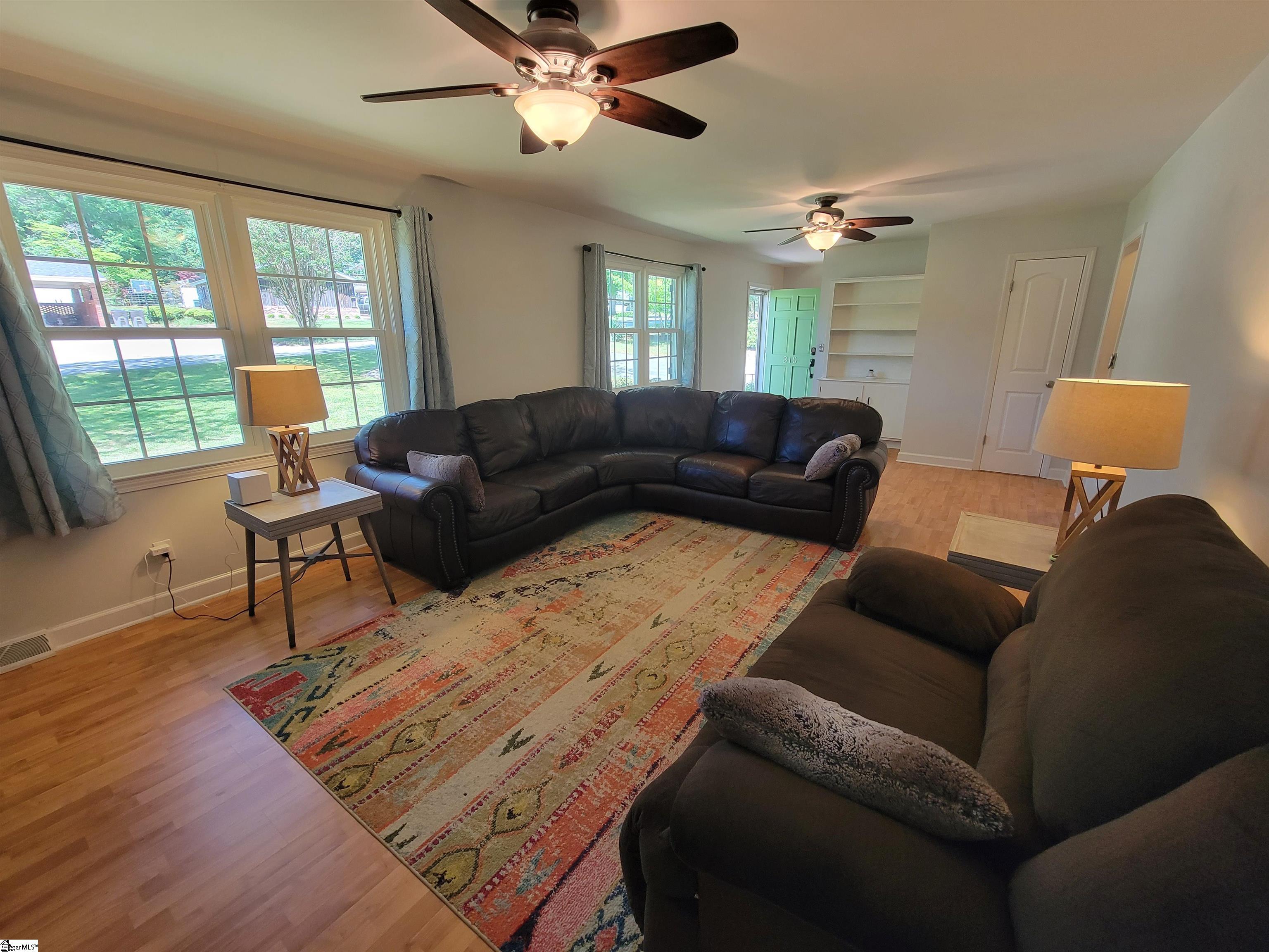 310 Hillandale Road Liberty, SC 29657 - Photo 5 of 32 Gallery Image 5