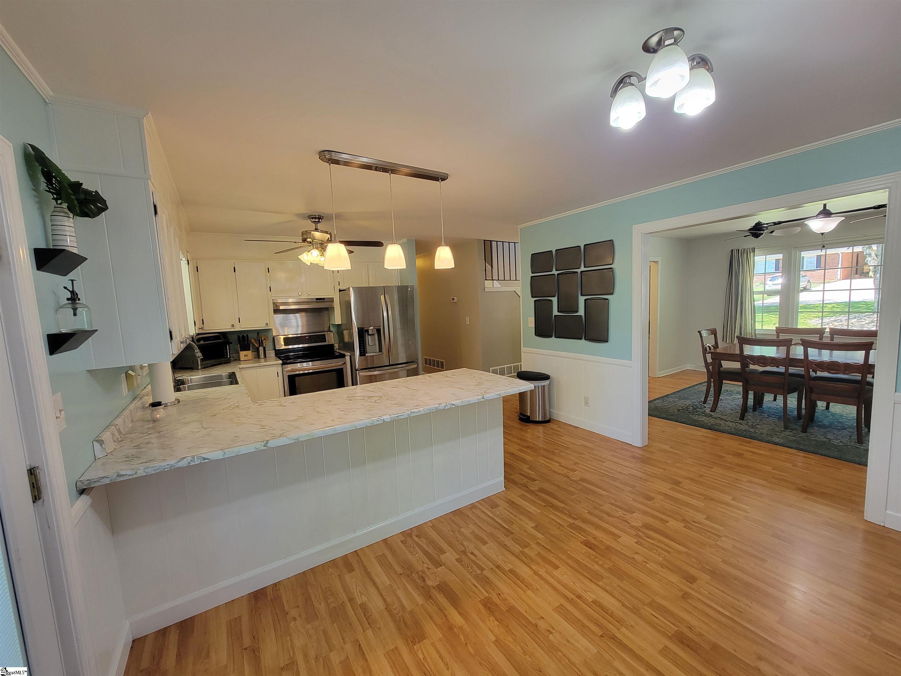 310 Hillandale Road Liberty, SC 29657 - Photo 10 of 32 Gallery Image 10