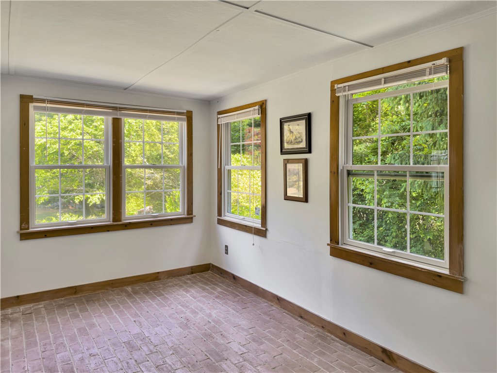 33 Indian Pond Road Kingston, MA 02364 - Photo 14 of 44