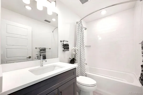 $787,000 | 22 Oneida Court, Denver, CO 80230