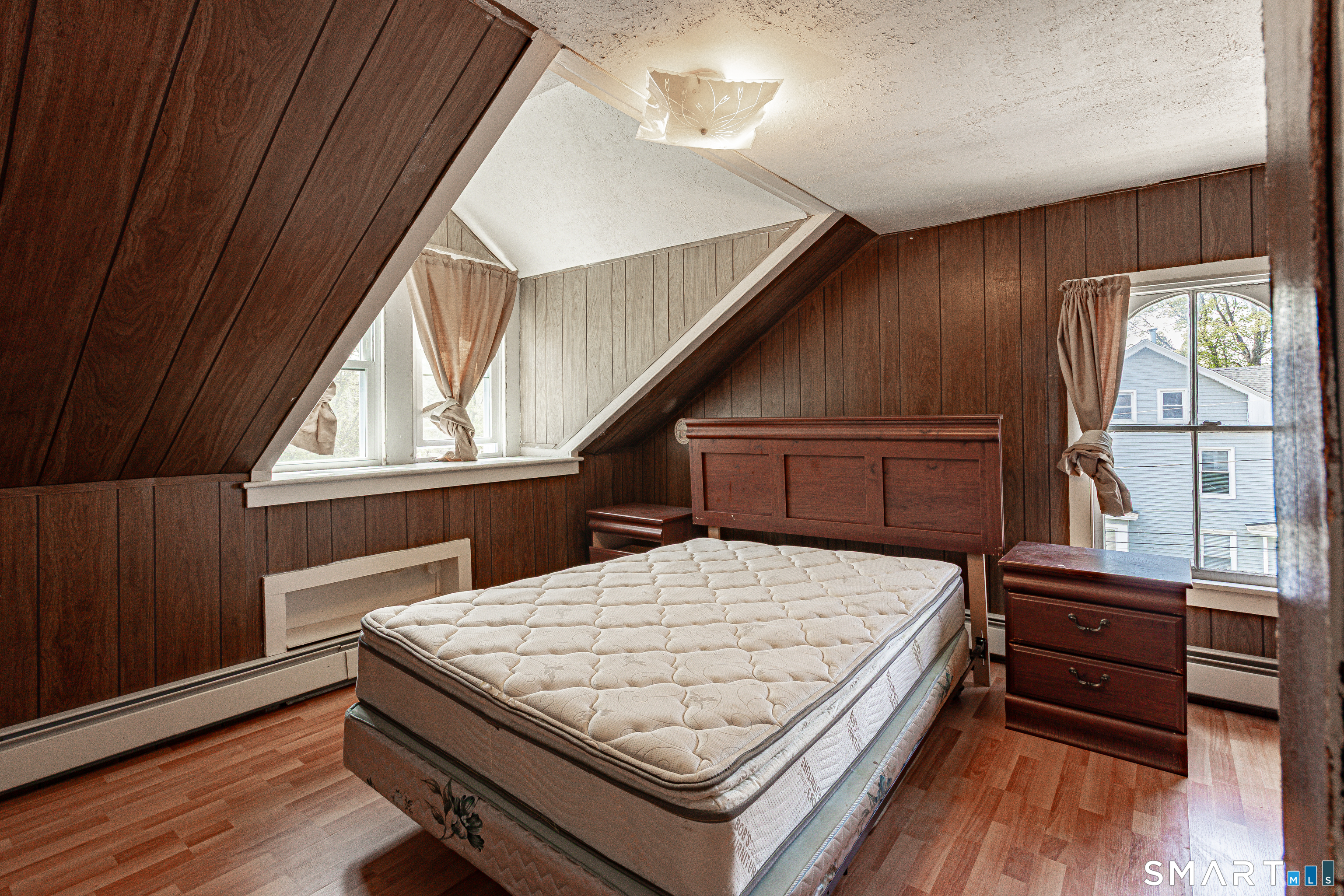 34 Queen Street Meriden, CT 06451 - Photo 19 of 30 3rd floor bedroom