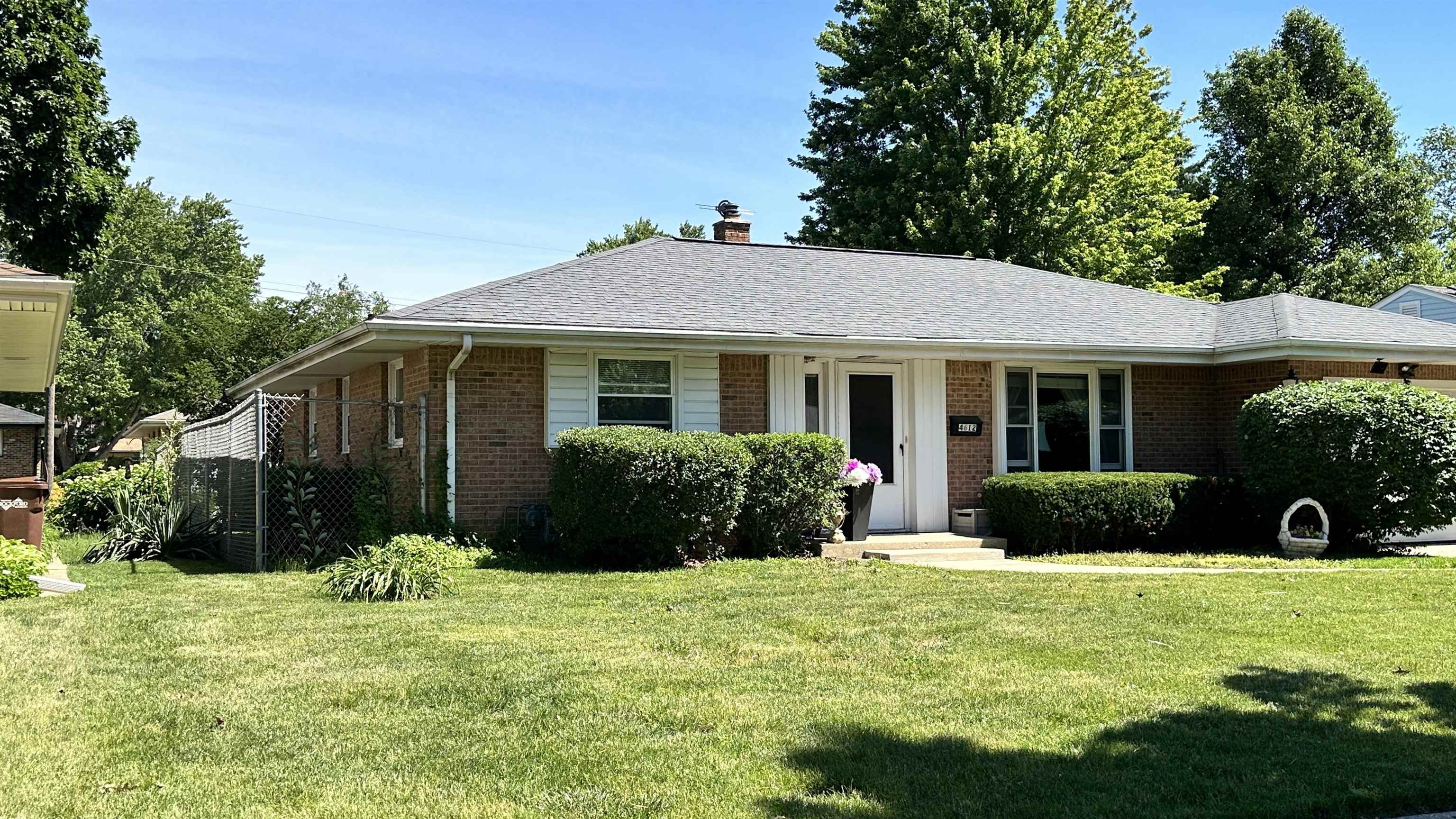 4612 Newcastle Road Rockford, IL 61108 - Photo 1 of 28