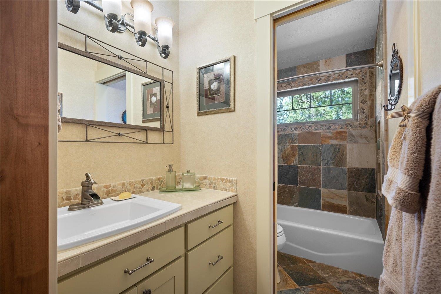 21208 North Monroe Road Spokane, WA 99208 - Photo 26 of 50