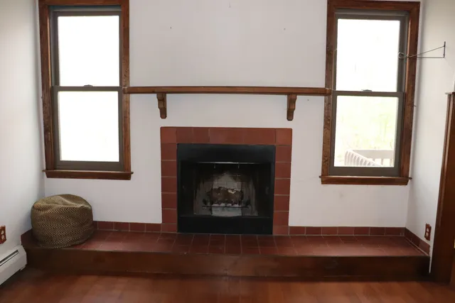 $289,000 | 9 Tanner Crossing, Unit 9, Wethersfield, CT 06109