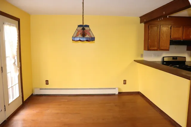 $289,000 | 9 Tanner Crossing, Unit 9, Wethersfield, CT 06109