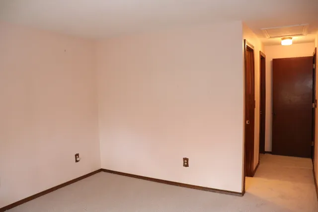 $289,000 | 9 Tanner Crossing, Unit 9, Wethersfield, CT 06109