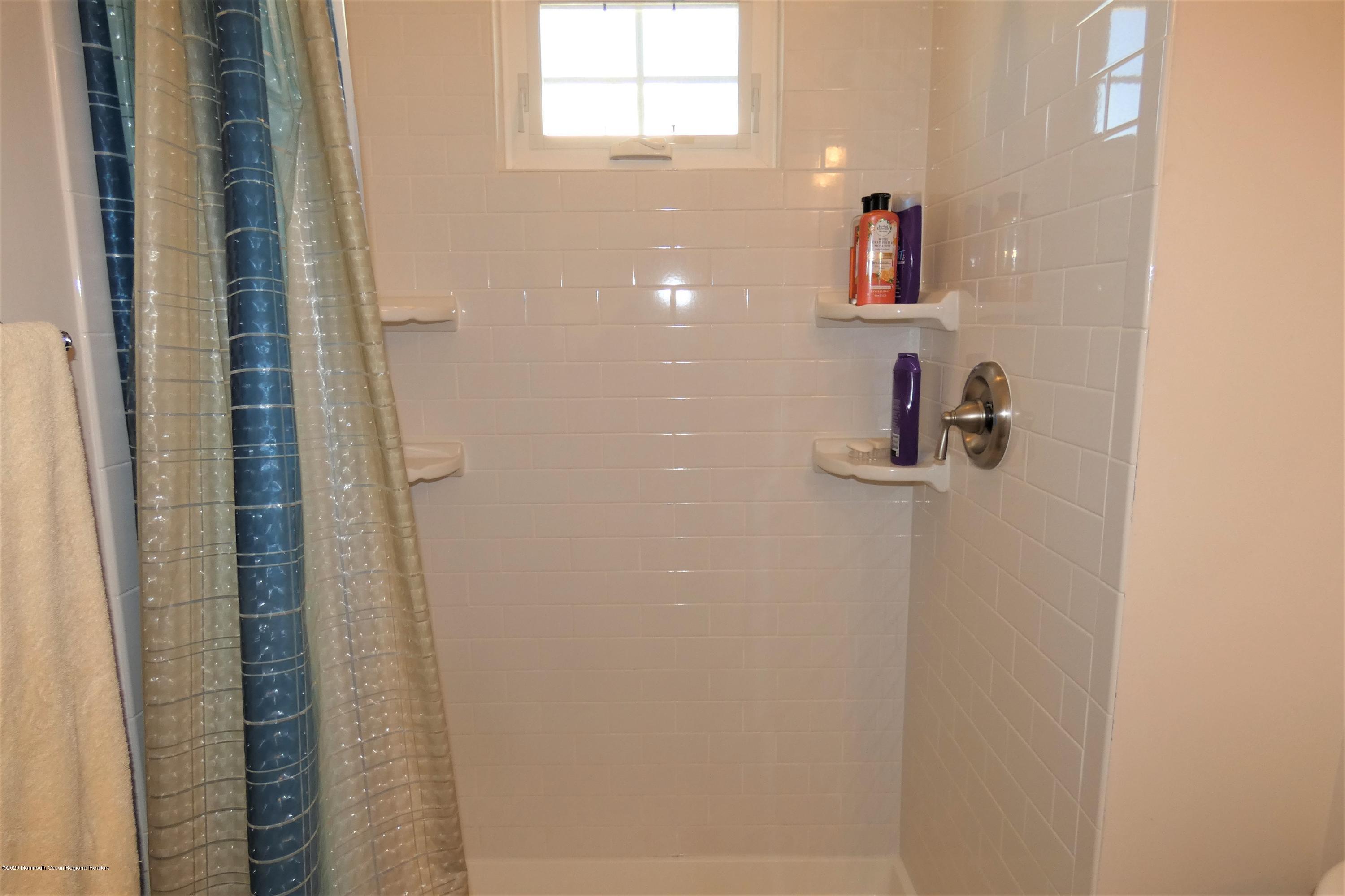 3180 Ocean Road Lavallette, NJ 08735 - Photo 17 of 24 P1060964 (2)