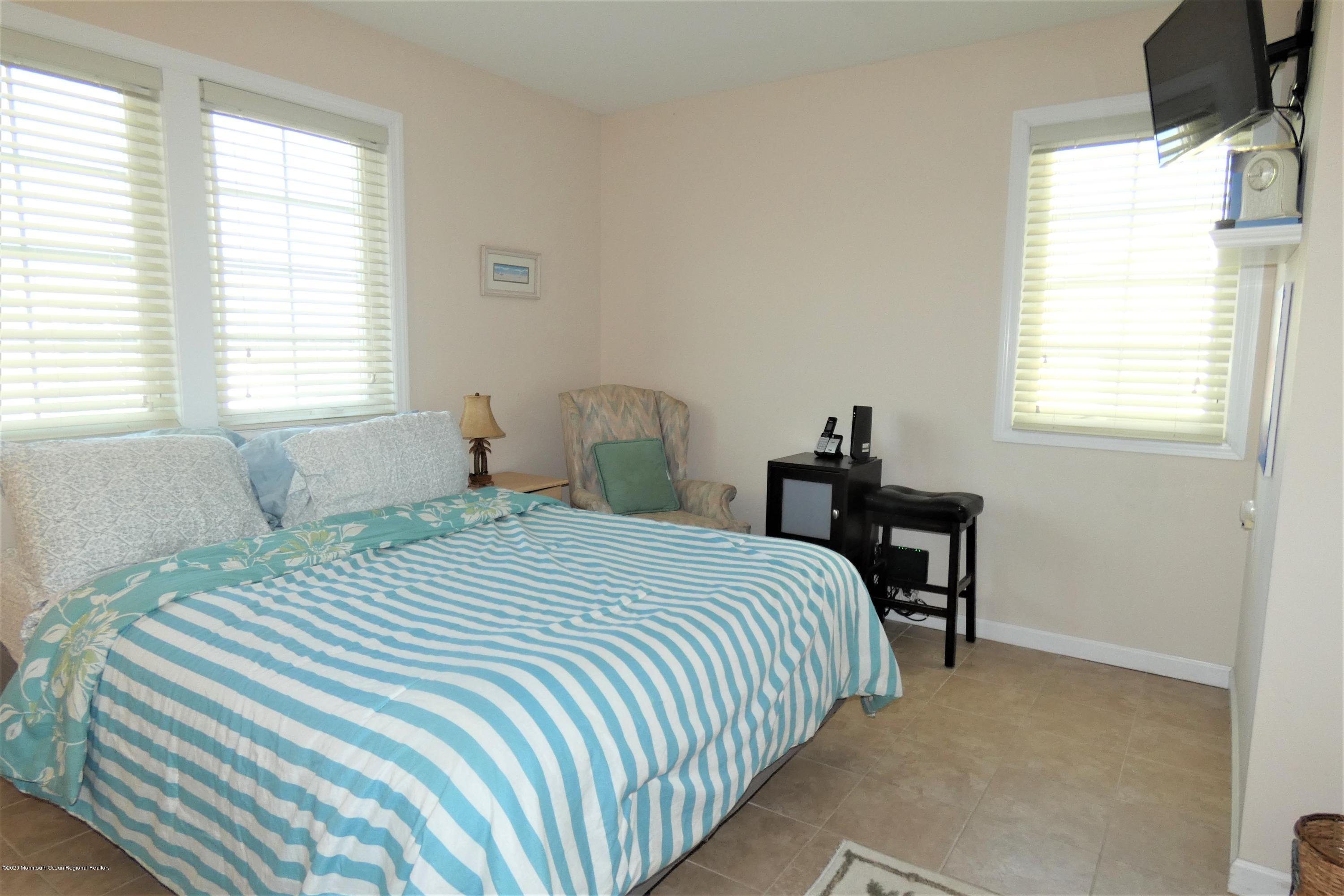 3180 Ocean Road Lavallette, NJ 08735 - Photo 10 of 24 P1060968 (2)