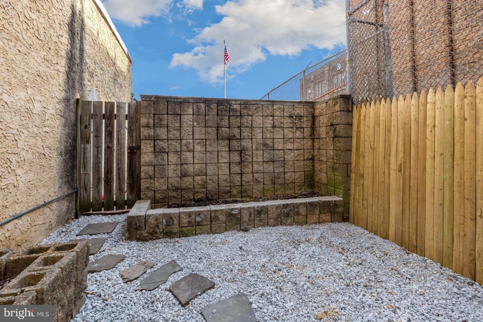 711 South 5th Street, Unit 1 Philadelphia, PA 19147 - Photo 12 of 23