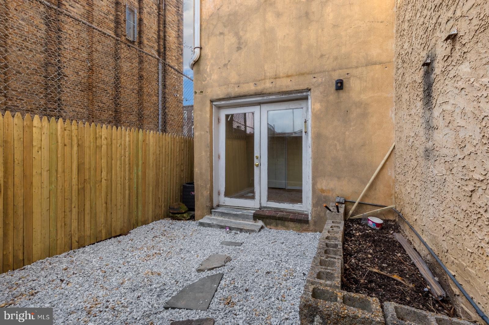 711 South 5th Street, Unit 1 Philadelphia, PA 19147 - Photo 13 of 23