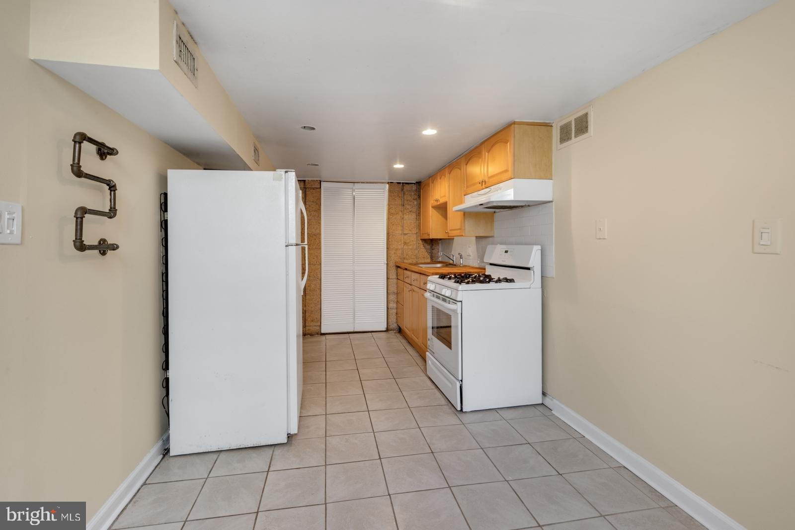 711 South 5th Street, Unit 1 Philadelphia, PA 19147 - Photo 17 of 23