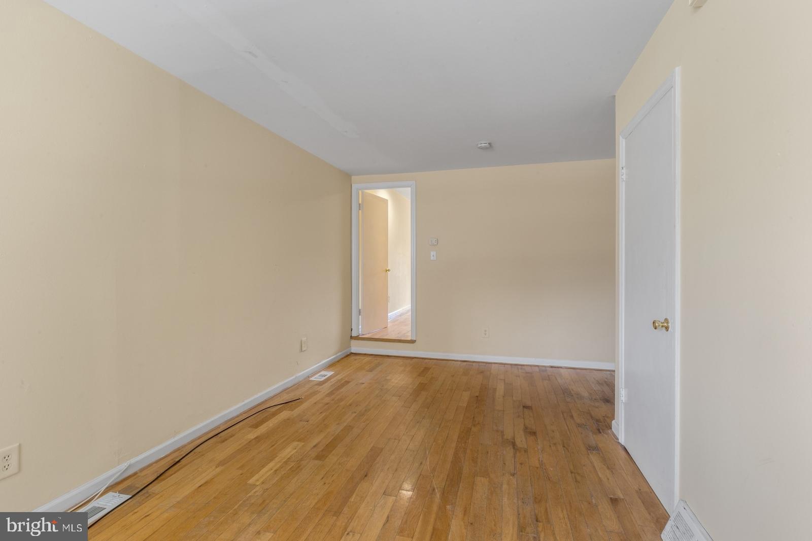 711 South 5th Street, Unit 1 Philadelphia, PA 19147 - Photo 2 of 23