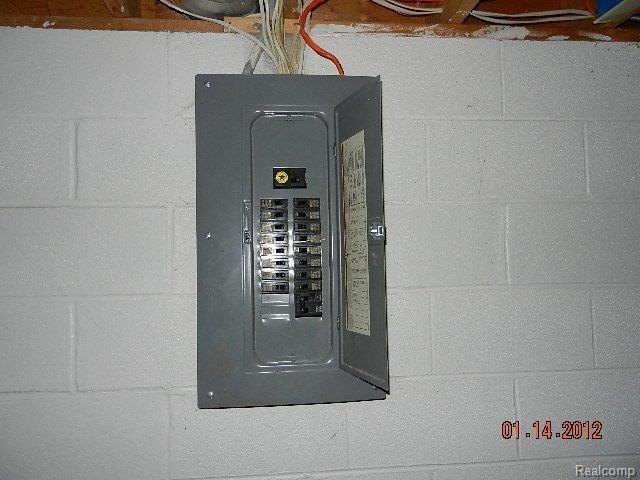 17161 Meyers Road Detroit, MI 48235 - Photo 21 of 21 DSCN0550.JPG