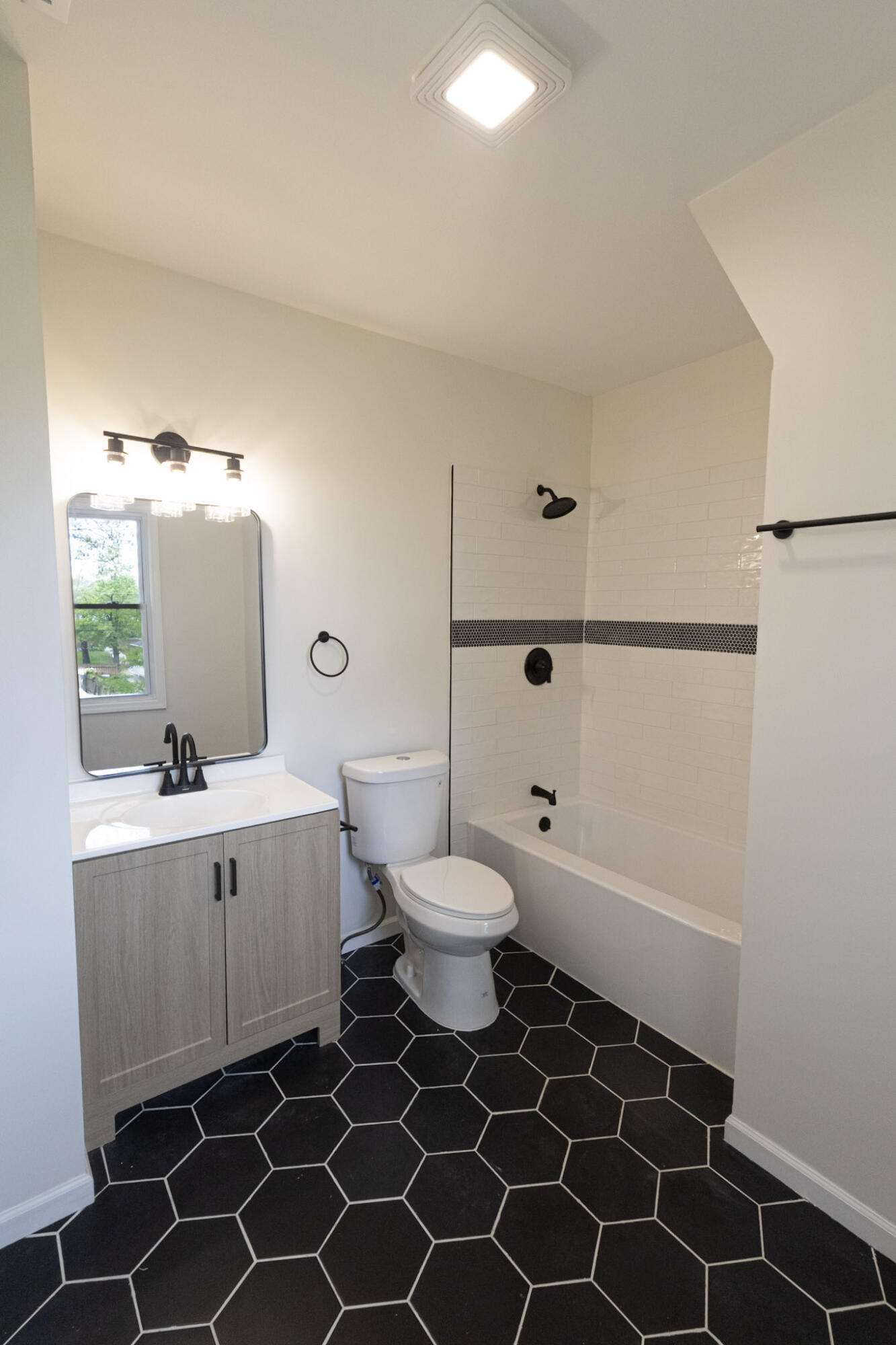 4409 Adams Street Gary, IN 46408 - Photo 16 of 21 1333x2000