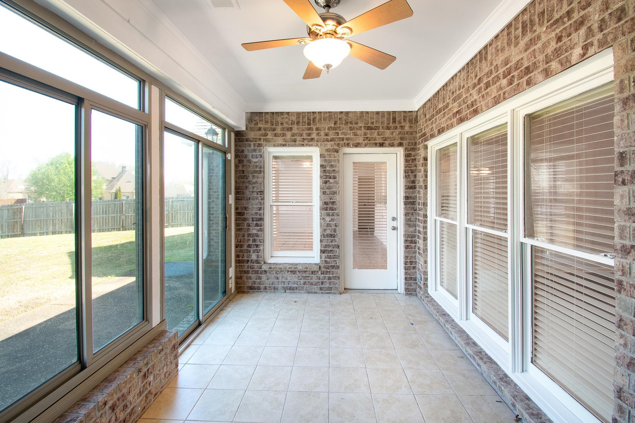 6024 Maher Trail Bartlett, TN 38135 - Photo 14 of 25 a view of livingroom with window