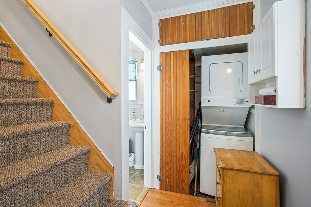95 South Highland Street Lowell, MA 01852 - Photo 2 of 29