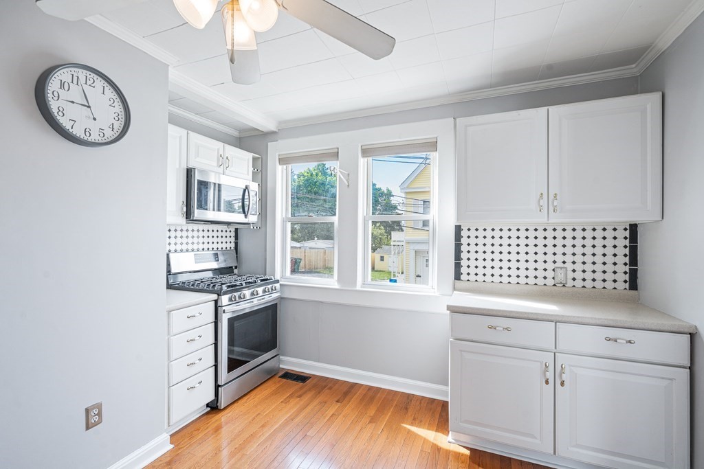 95 South Highland Street Lowell, MA 01852 - Photo 5 of 29