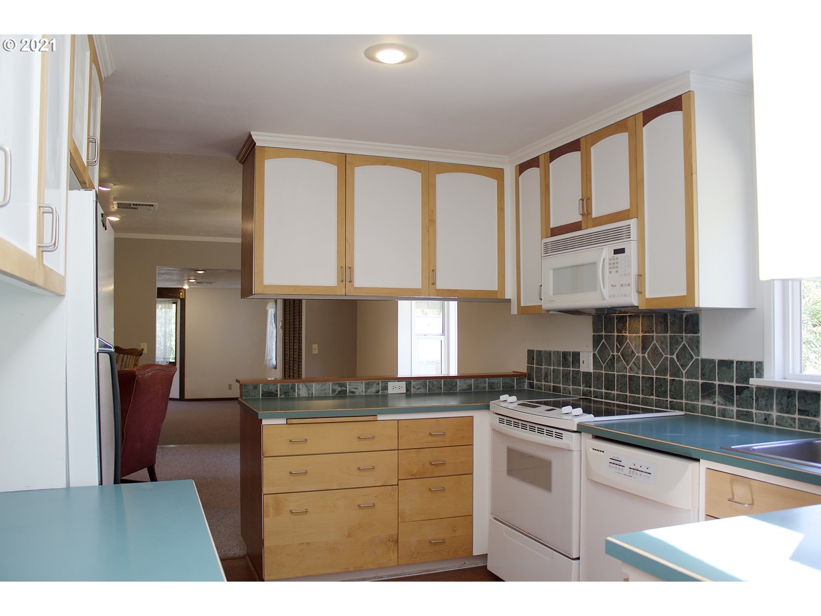 84693 Sarvis Berry Lane Eugene, OR 97405 - Photo 21 of 30