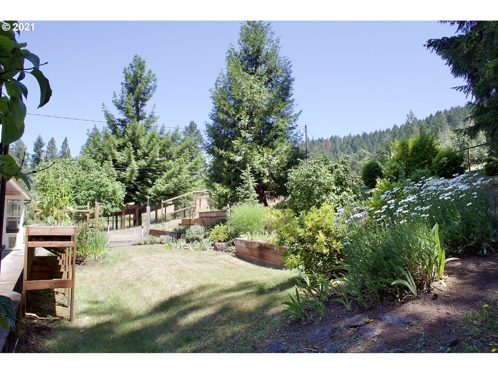 84693 Sarvis Berry Lane Eugene, OR 97405 - Photo 8 of 30