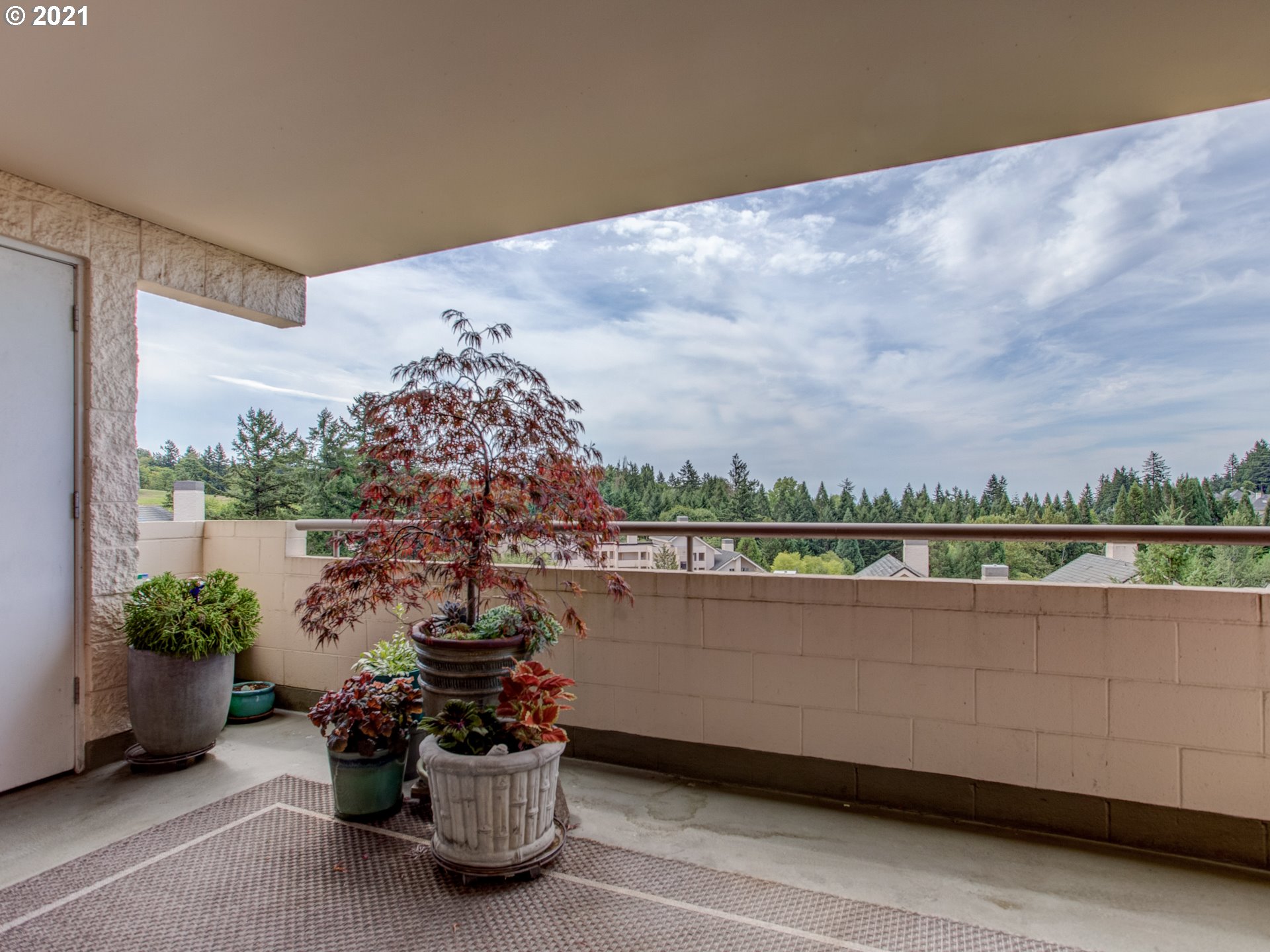 6665 West Burnside Road, Unit 451 Portland, OR 97225 - Photo 18 of 32 Gallery Image 18