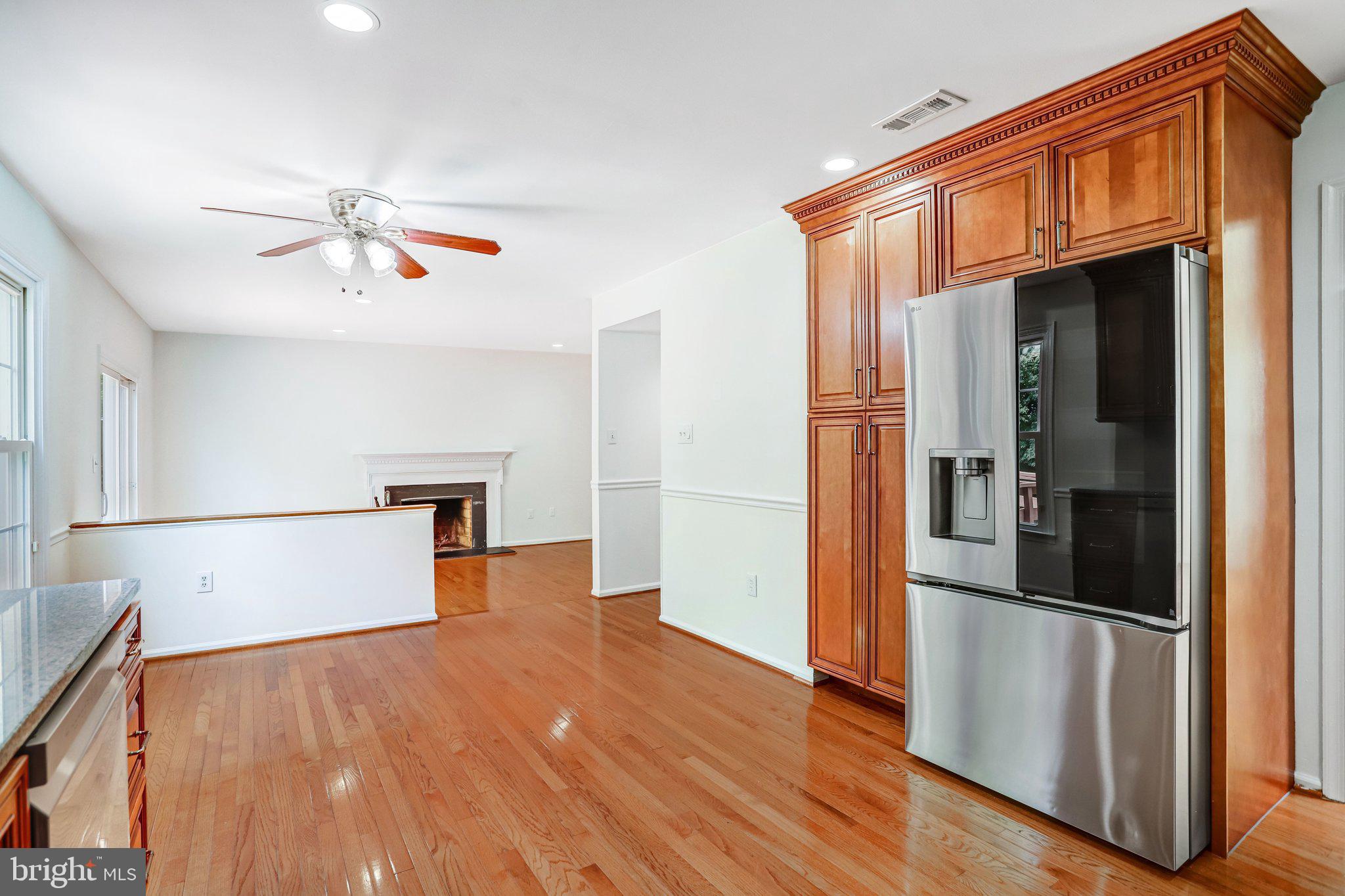 124 Environs Road Sterling, VA 20165 - Photo 12 of 62