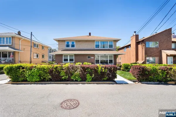 $1,548,000 | 2453 1st Street, Fort Lee, NJ 07024