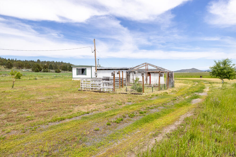 26826 Modoc Street Chiloquin, OR 97624 - Photo 25 of 56 0025