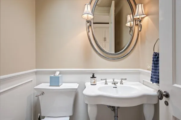 $1,990,000 | 915 Keystone Avenue, River Forest, IL 60305