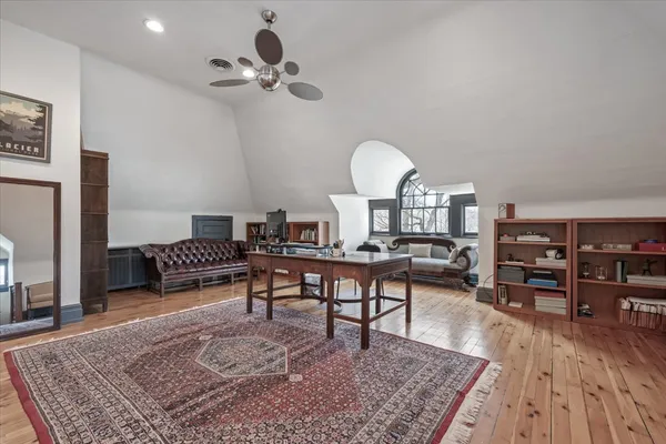 $1,990,000 | 915 Keystone Avenue, River Forest, IL 60305