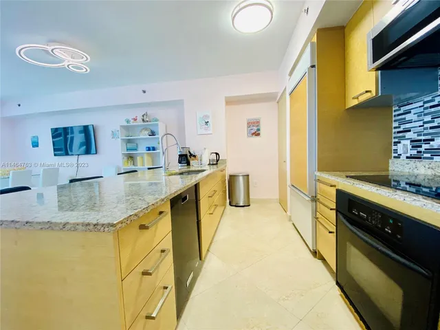 $4,500 | 1830 South Ocean Drive, Unit 1912, Hallandale Beach, FL 33009