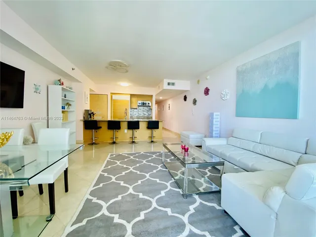 $4,500 | 1830 South Ocean Drive, Unit 1912, Hallandale Beach, FL 33009