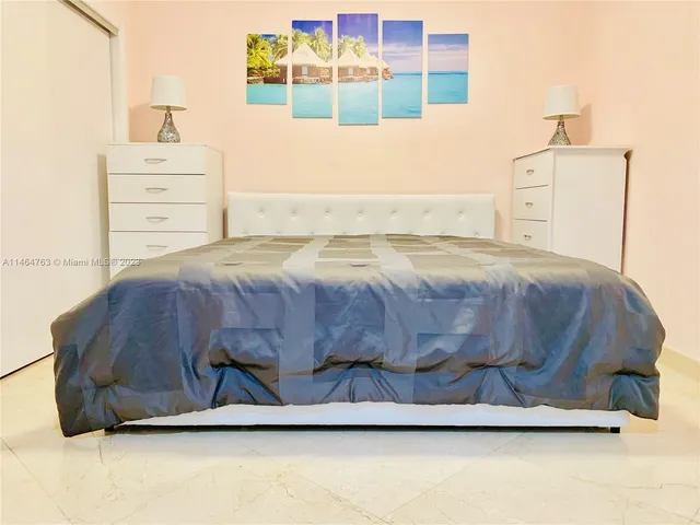 $4,500 | 1830 South Ocean Drive, Unit 1912, Hallandale Beach, FL 33009