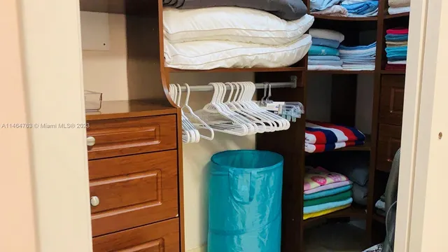 $4,500 | 1830 South Ocean Drive, Unit 1912, Hallandale Beach, FL 33009