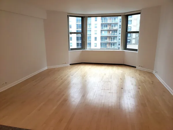 $2,450 | 535 North Michigan Avenue, Unit 2008, Chicago, IL 60611