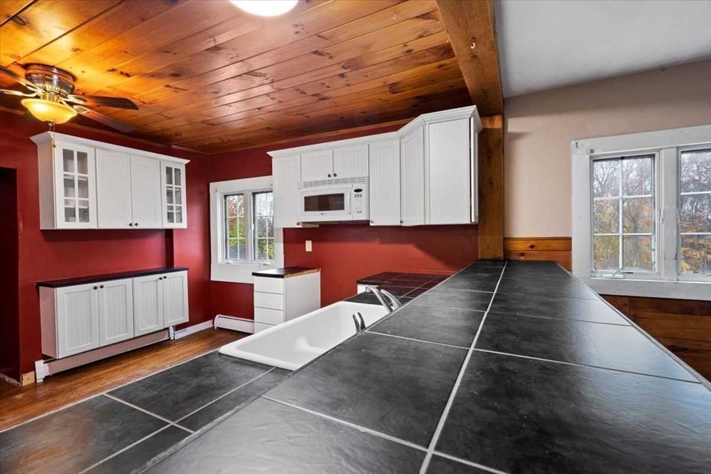 48 Baldwinville Road Templeton, MA 01468 - Photo 10 of 42 Gallery Image 10