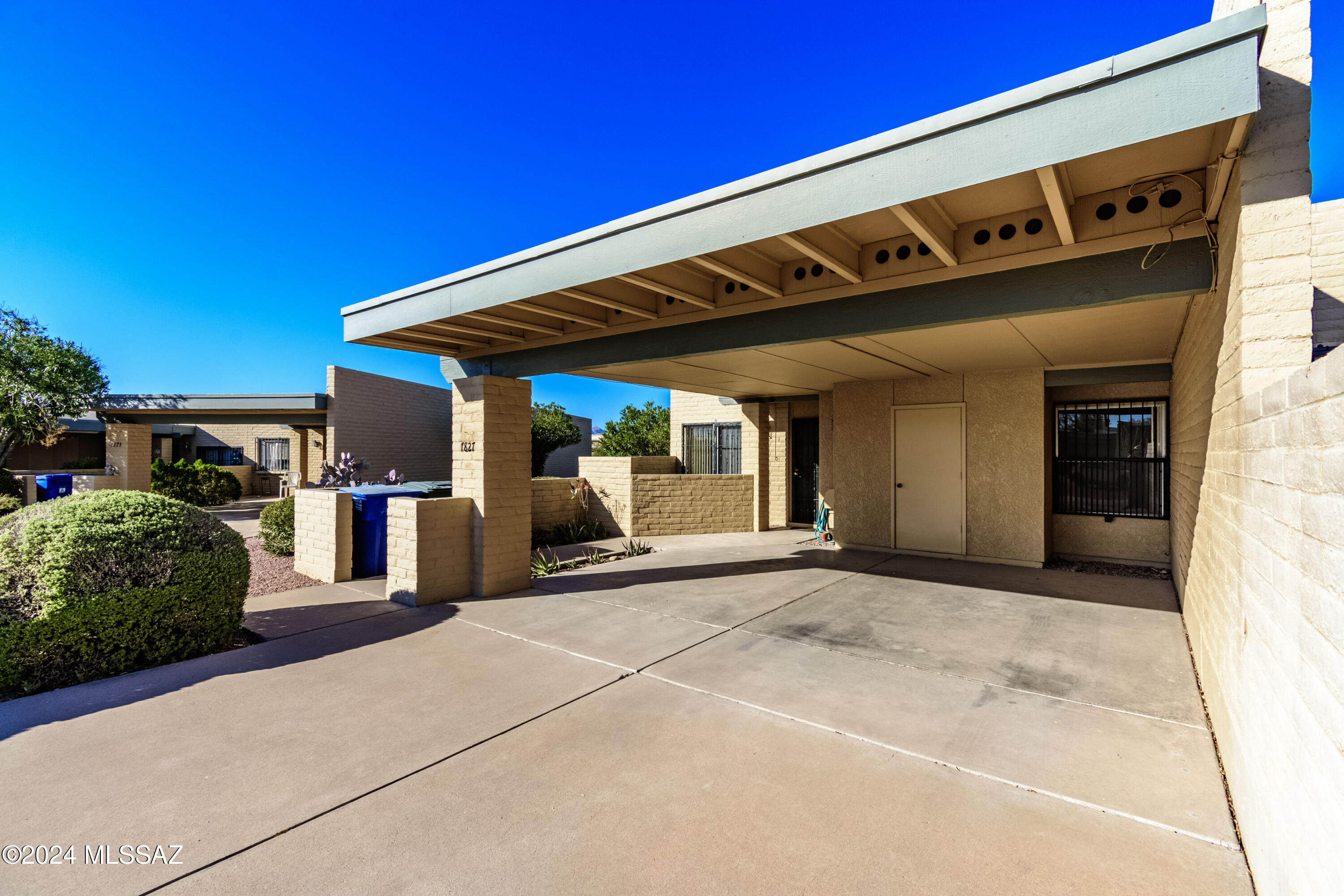 7827 East 4th Street Tucson, AZ 85710 - Photo 2 of 43