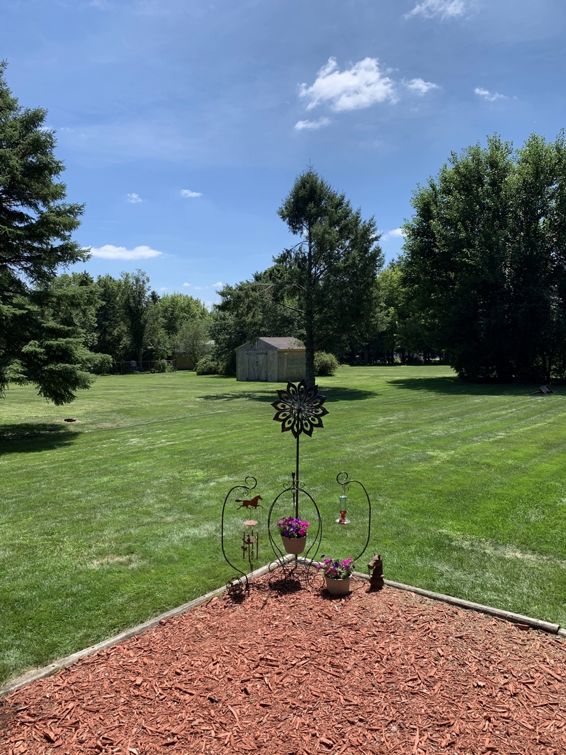 42W201 Burlington Road St. Charles, IL 60175 - Photo 15 of 17