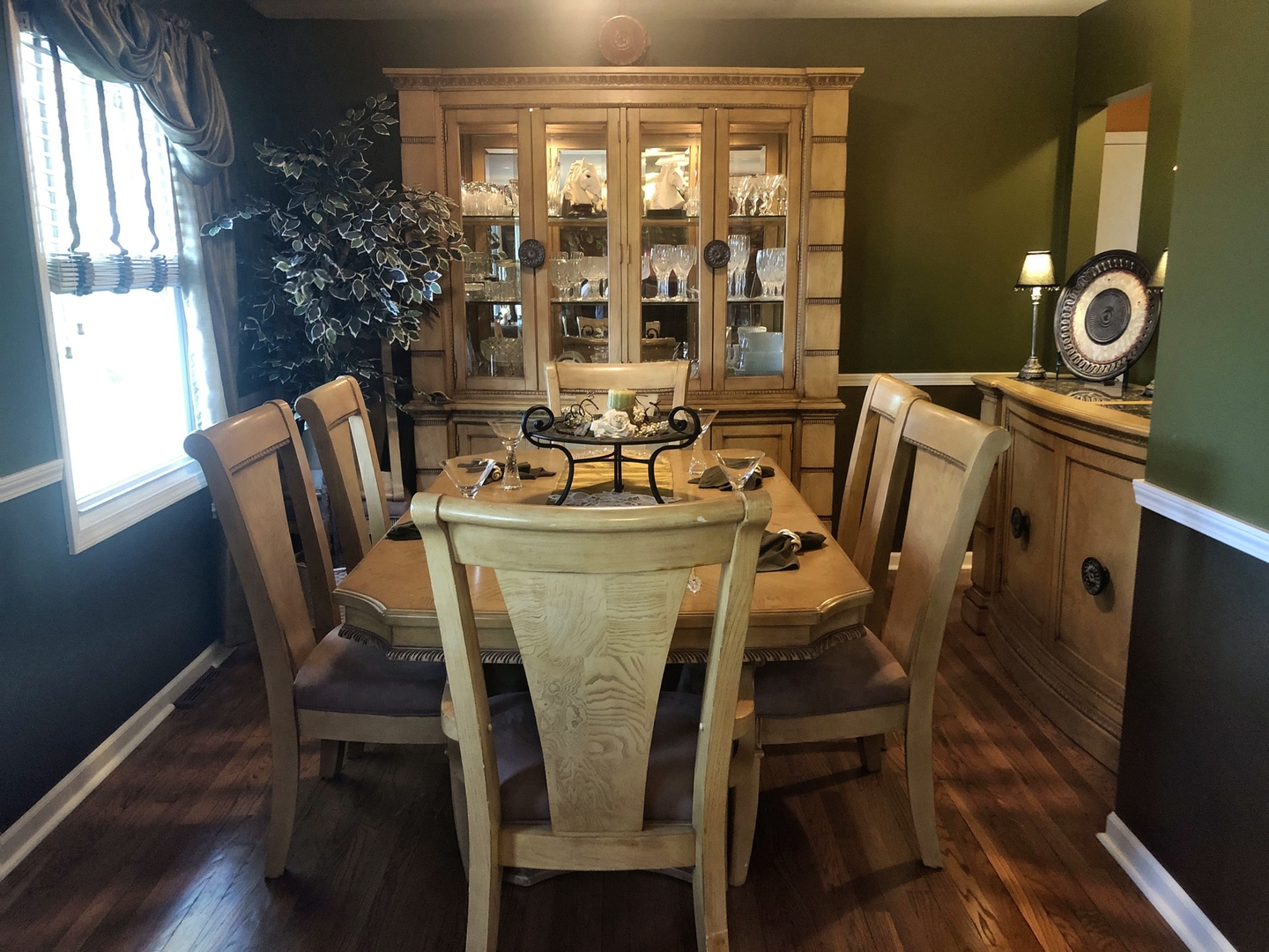 42W201 Burlington Road St. Charles, IL 60175 - Photo 4 of 17